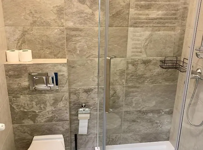 דירה I Studia Herbarium *