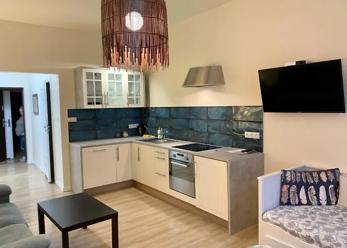 דירה I Studia Herbarium *