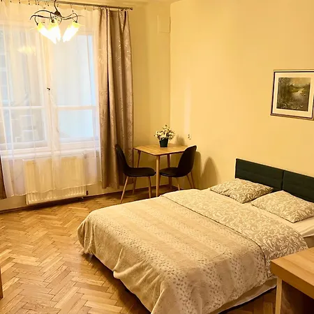 I Studia Herbarium Апартаменты